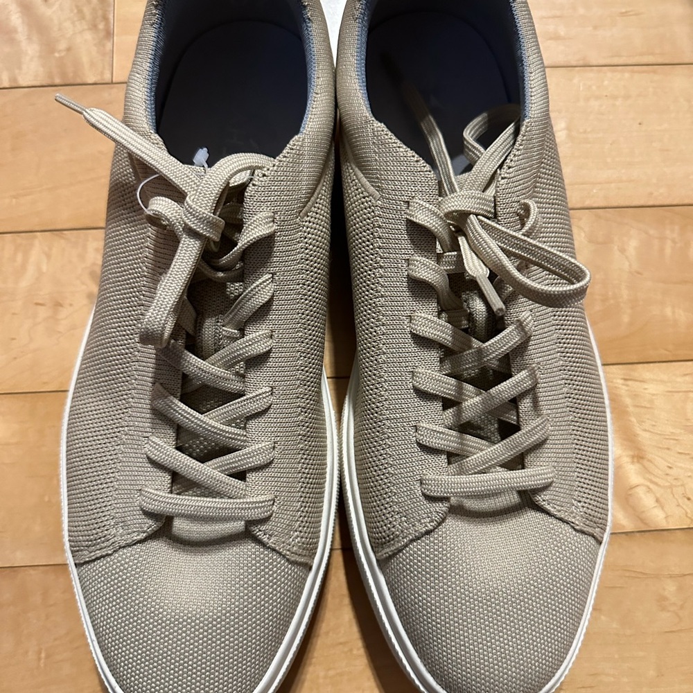NWT Rothy’s Men’s Sneakers - Picture 3 of 4